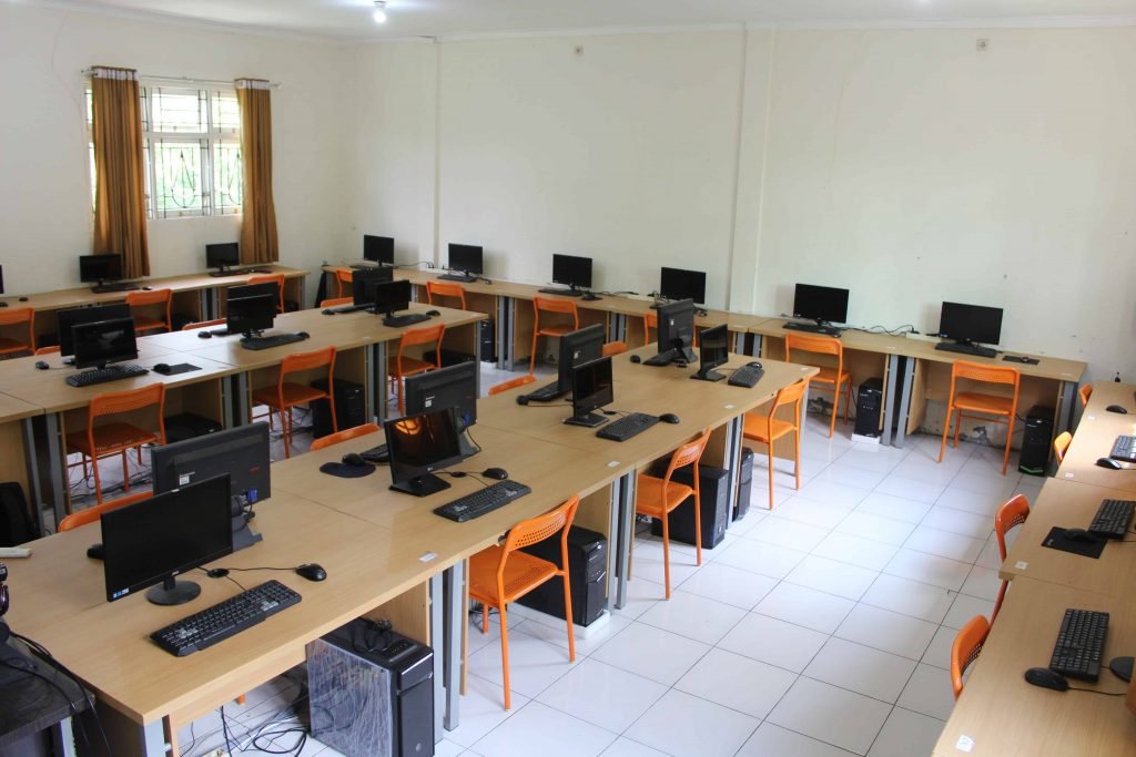 Laboratorium Komputer Ber-AC