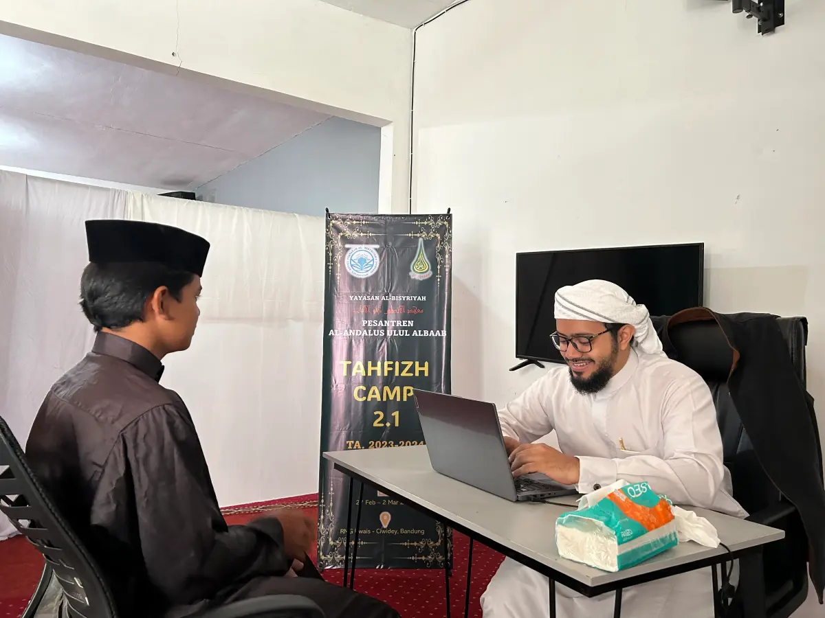 Halaqah Tahfidz Al-Qur'an